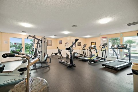 Townhouse in Cape Canaveral, Florida 2 bedrooms, 94.2 sq.m. № 1004196 - photo 28