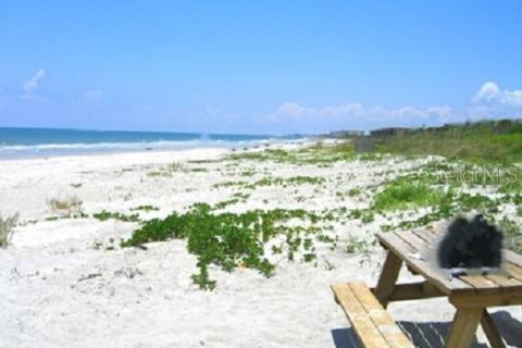 Townhouse in Cape Canaveral, Florida 2 bedrooms, 94.2 sq.m. № 1004196 - photo 20