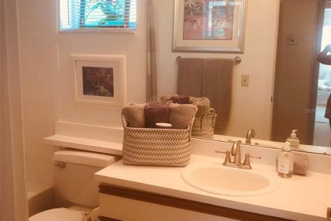 Townhouse in Cape Canaveral, Florida 2 bedrooms, 94.2 sq.m. № 1004196 - photo 8