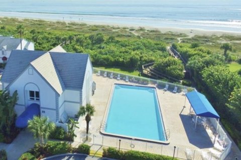 Townhouse in Cape Canaveral, Florida 2 bedrooms, 94.2 sq.m. № 1004196 - photo 16