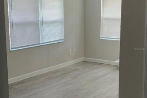 Villa ou maison à louer à Ocoee, Floride: 2 chambres, 71.35 m2 № 2430538 - photo 7