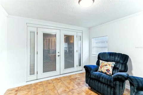 House in New Port Richey, Florida 2 bedrooms, 127.09 sq.m. № 1437210 - photo 20