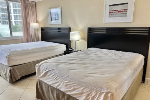 Hôtel, hôtellerie à vendre à Sunny Isles Beach, Floride: 33.44 m2 № 1863505 - photo 3