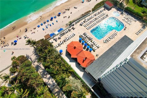 Hôtel, hôtellerie à vendre à Sunny Isles Beach, Floride: 33.44 m2 № 1863505 - photo 14