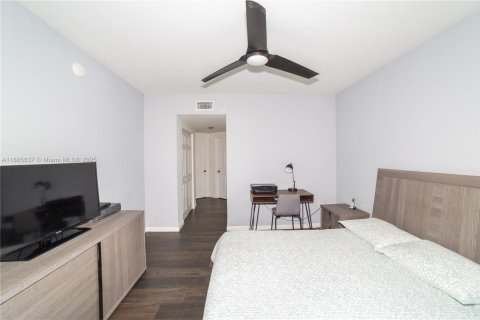 Copropriété à vendre à Sunny Isles Beach, Floride: 3 chambres, 125.7 m2 № 2021568 - photo 21