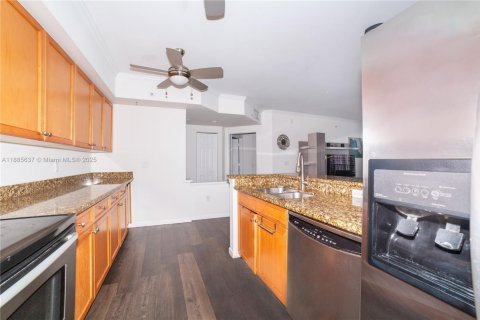 Copropriété à vendre à Sunny Isles Beach, Floride: 3 chambres, 125.7 m2 № 2021568 - photo 12