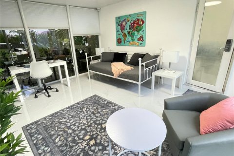 Casa en venta en Fort Lauderdale, Florida, 3 dormitorios № 1954298 - foto 30
