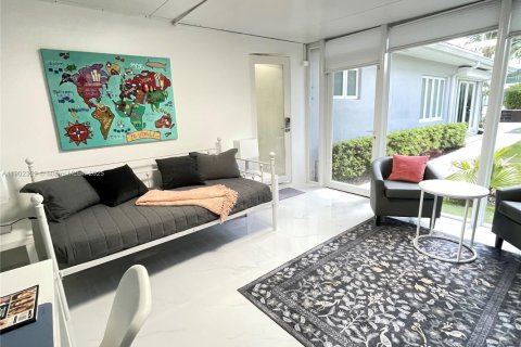 Casa en venta en Fort Lauderdale, Florida, 3 dormitorios № 1954298 - foto 29