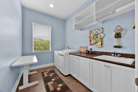 House in Lakeland, Florida 4 bedrooms, 278.8 sq.m. № 1795181 - photo 28