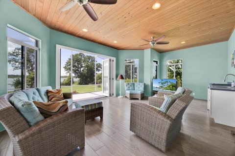 House in Lakeland, Florida 4 bedrooms, 278.8 sq.m. № 1795181 - photo 30