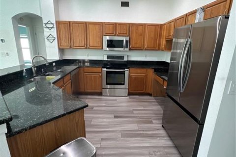 Casa en alquiler en Tampa, Florida, 4 dormitorios, 205.96 m2 № 1907489 - foto 3