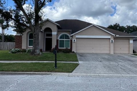 Casa en alquiler en Tampa, Florida, 4 dormitorios, 205.96 m2 № 1907489 - foto 1
