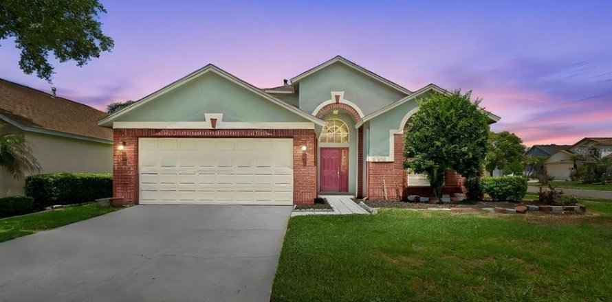 Villa ou maison à Wesley Chapel, Floride 3 chambres, 169.08 m2 № 2149934