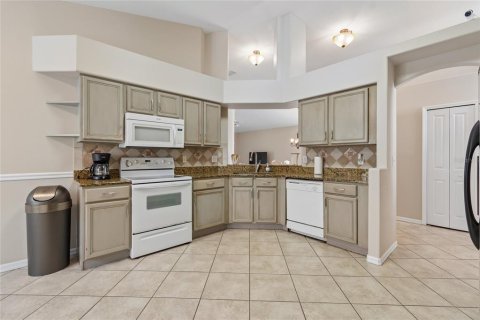 Villa ou maison à vendre à Wesley Chapel, Floride: 3 chambres, 169.08 m2 № 2149934 - photo 15