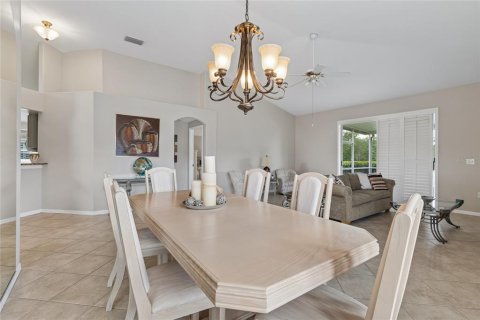 Villa ou maison à vendre à Wesley Chapel, Floride: 3 chambres, 169.08 m2 № 2149934 - photo 24