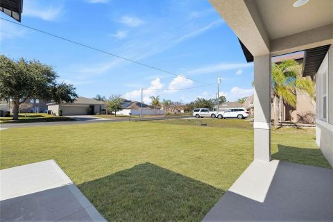 Villa ou maison à vendre à Poinciana, Floride: 4 chambres, 149.39 m2 № 2413719 - photo 6