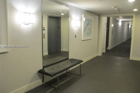 Copropriété à louer à Miami, Floride: 2 chambres, 114.18 m2 № 1997107 - photo 11