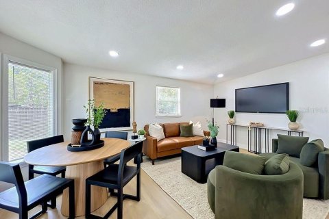 House in Altamonte Springs, Florida 3 bedrooms, 112.41 sq.m. № 2096232 - photo 14