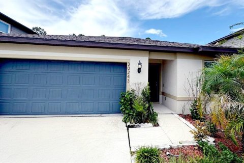 House in Wesley Chapel, Florida 4 bedrooms, 171.87 sq.m. № 2210975