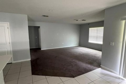 House in Wesley Chapel, Florida 4 bedrooms, 171.87 sq.m. № 2210975 - photo 9