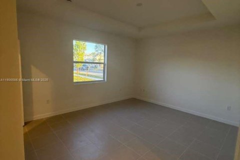 Снять в аренду виллу или дом в Майами, Флорида 3 спальни, № 1957119 - фото 11