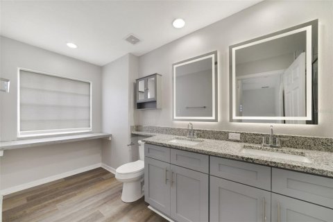 Townhouse in Orlando, Florida 3 bedrooms, 124.58 sq.m. № 2323175 - photo 9