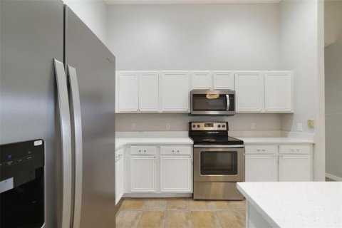 Townhouse in Orlando, Florida 3 bedrooms, 124.58 sq.m. № 2323175 - photo 5