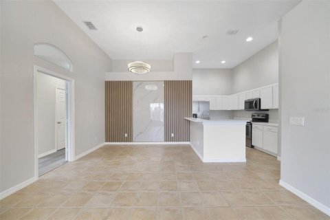 Townhouse in Orlando, Florida 3 bedrooms, 124.58 sq.m. № 2323175 - photo 21