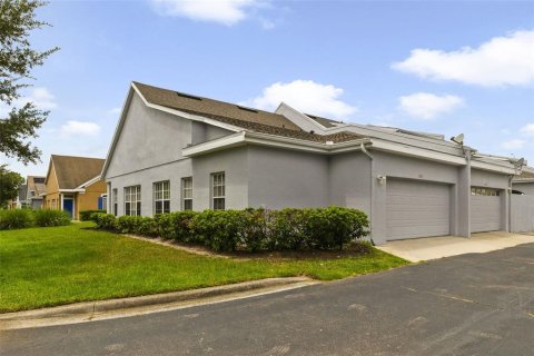 Townhouse in Orlando, Florida 3 bedrooms, 124.58 sq.m. № 2323175 - photo 14