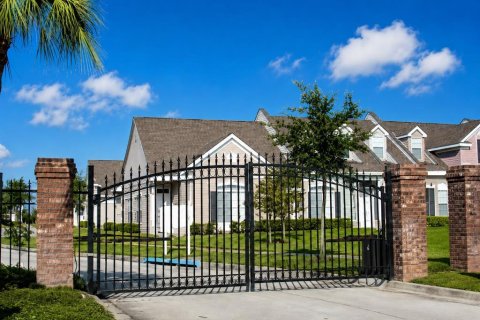 Townhouse in Orlando, Florida 3 bedrooms, 124.58 sq.m. № 2323175 - photo 16