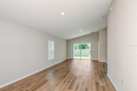 House in Lake Hamilton, Florida 3 bedrooms, 150.04 sq.m. № 1801672 - photo 7