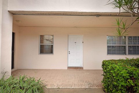Condominio en alquiler en Pompano Beach, Florida, 3 dormitorios, 100.8 m2 № 1073825 - foto 1