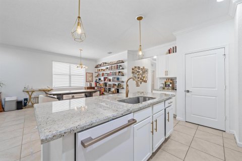Casa en venta en Lake Worth, Florida, 4 dormitorios, 158.86 m2 № 2374449 - foto 5