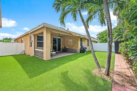 Casa en venta en Lake Worth, Florida, 4 dormitorios, 158.86 m2 № 2374449 - foto 19