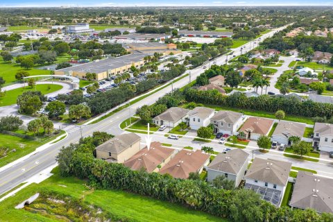 Casa en venta en Lake Worth, Florida, 4 dormitorios, 158.86 m2 № 2374449 - foto 23
