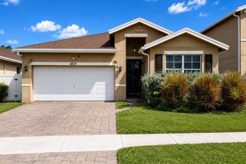 Casa en venta en Lake Worth, Florida, 4 dormitorios, 158.86 m2 № 2374449 - foto 25