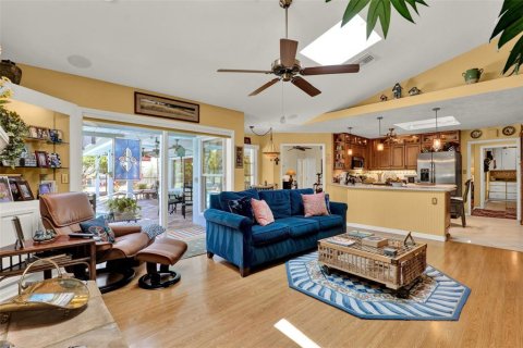 House in Longwood, Florida 4 bedrooms, 243.87 sq.m. № 1873483 - photo 12
