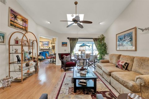 House in Longwood, Florida 4 bedrooms, 243.87 sq.m. № 1873483 - photo 7