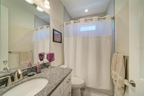 House in Bradenton, Florida 4 bedrooms, 178.47 sq.m. № 2151563 - photo 30