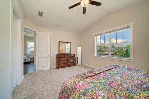 House in Bradenton, Florida 4 bedrooms, 178.47 sq.m. № 2151563 - photo 25