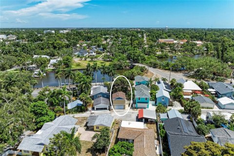 House in Bradenton, Florida 4 bedrooms, 178.47 sq.m. № 2151563 - photo 7