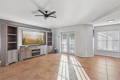 Купить виллу или дом в Киссимми, Флорида 9 комнат, 143.81м2, № 2149469 - фото 4