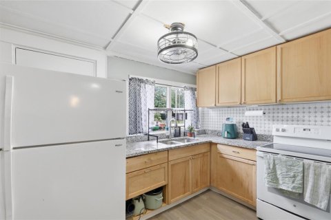 Villa ou maison à vendre à Leesburg, Floride: 2 chambres, 88.44 m2 № 2102449 - photo 11