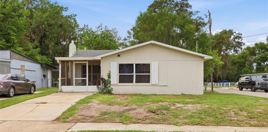 Villa ou maison à Leesburg, Floride 2 chambres, 88.44 m2 № 2102449