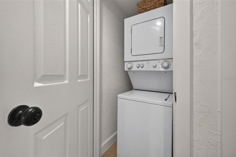 Casa en venta en Saint Petersburg, Florida, 5 dormitorios, 225.94 m2 № 2383422 - foto 28