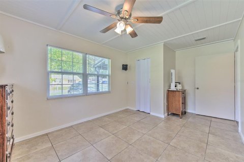 Villa ou maison à vendre à Zephyrhills, Floride: 4 chambres, 156.08 m2 № 1910004 - photo 29