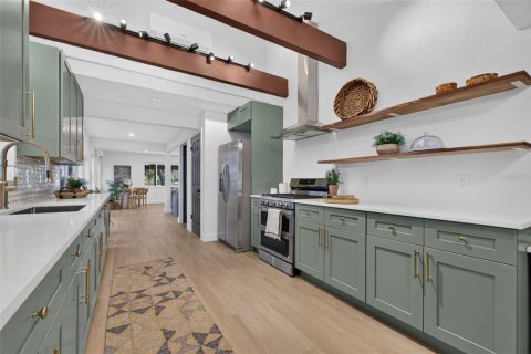 Casa en venta en Saint Petersburg, Florida, 5 dormitorios, 225.94 m2 № 2383422 - foto 16