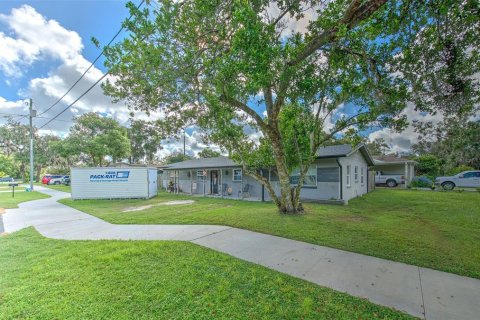 Villa ou maison à vendre à Zephyrhills, Floride: 4 chambres, 156.08 m2 № 1910004 - photo 1