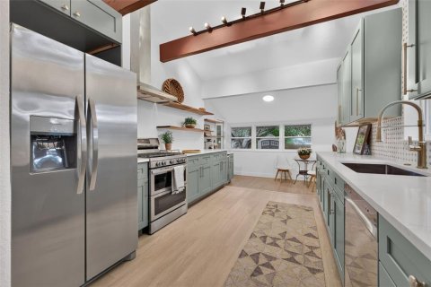 Casa en venta en Saint Petersburg, Florida, 5 dormitorios, 225.94 m2 № 2383422 - foto 14