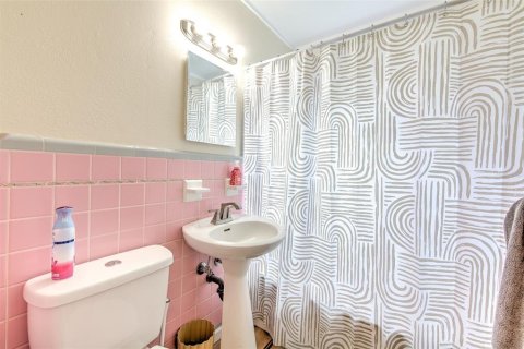 Villa ou maison à vendre à Zephyrhills, Floride: 4 chambres, 156.08 m2 № 1910004 - photo 26